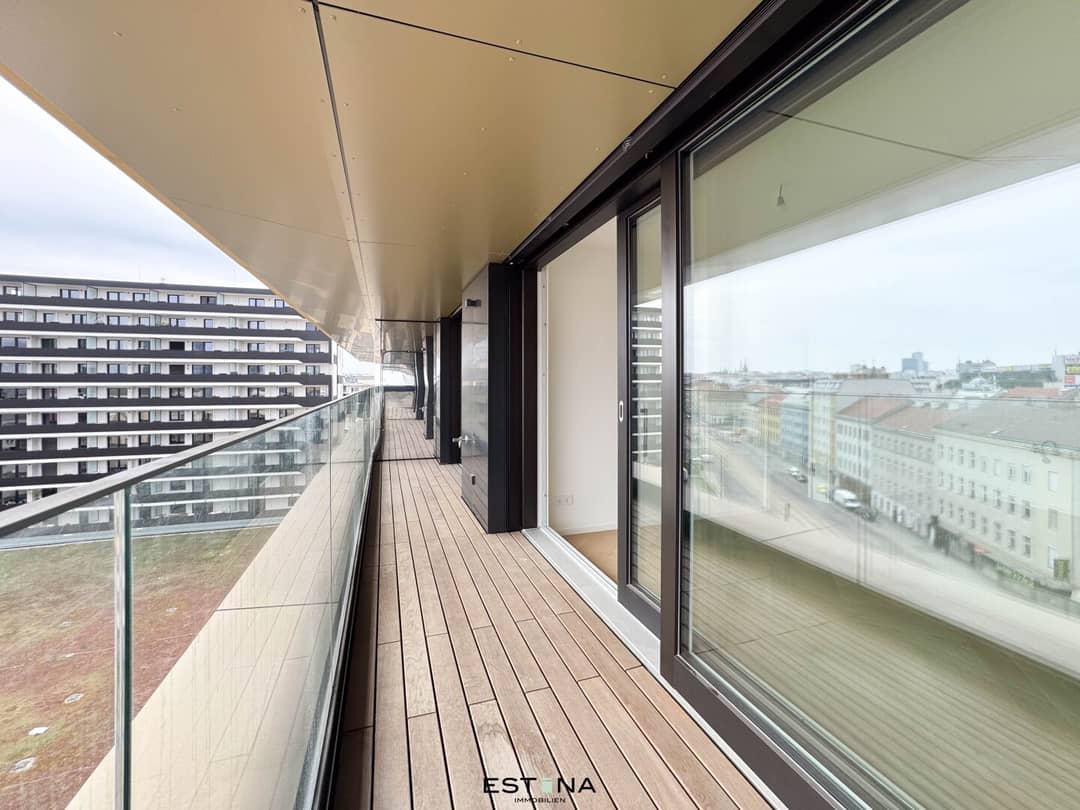 Neubauwohnung mit Loggia und Blick in Wien