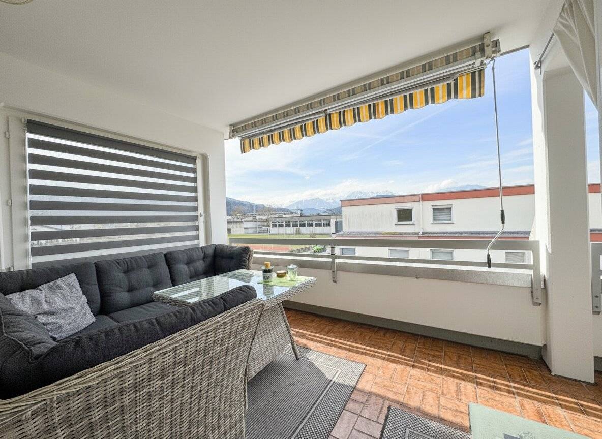 Spacious Wohnung with balcony Tiefgarage