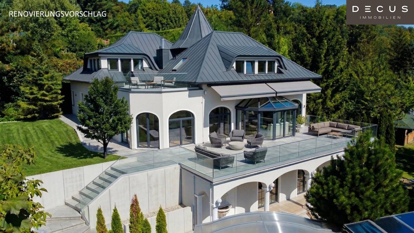 Luxury villa in green prime location on the sunny hillside