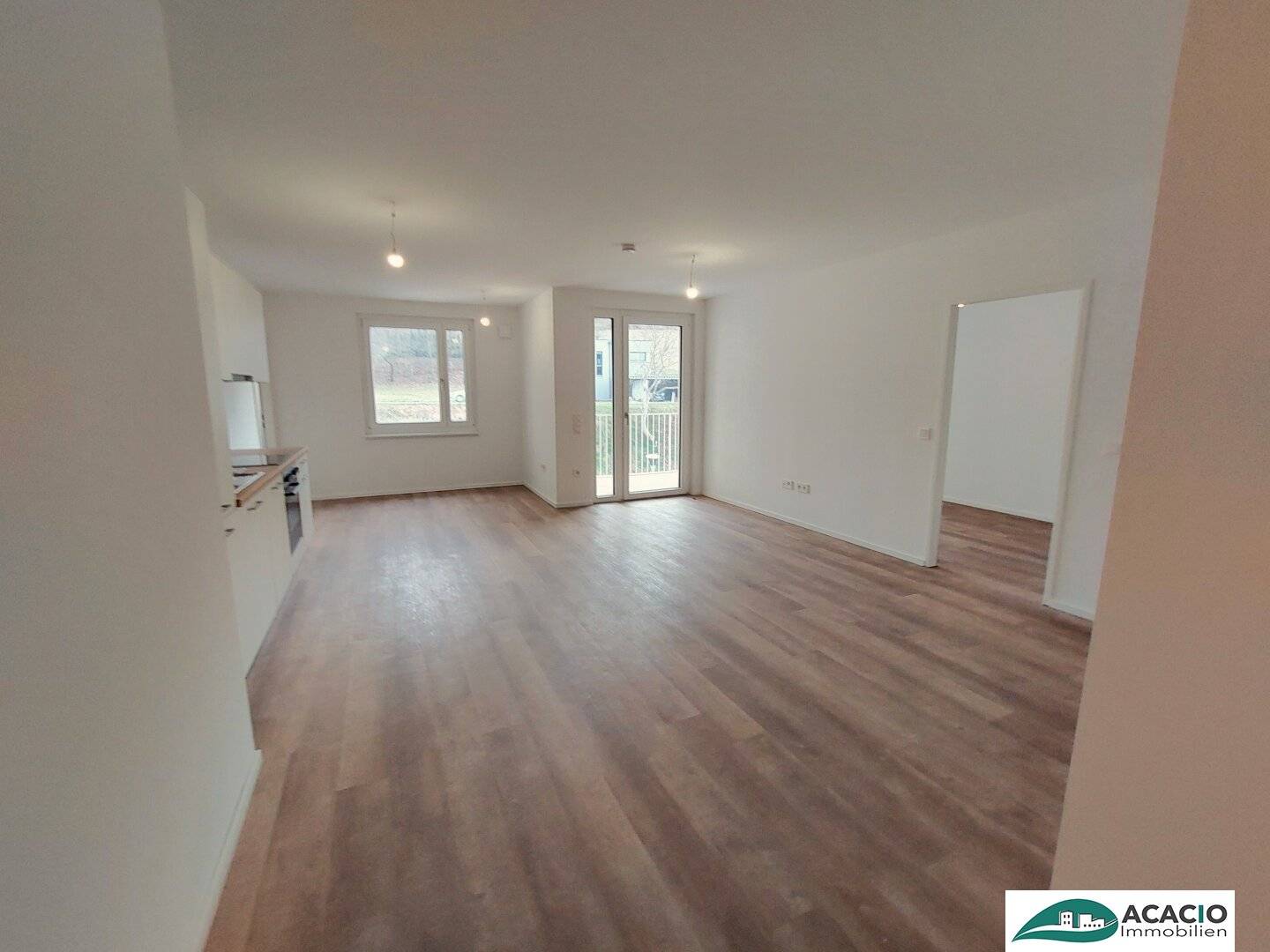Newly built apartment with south facing loggia