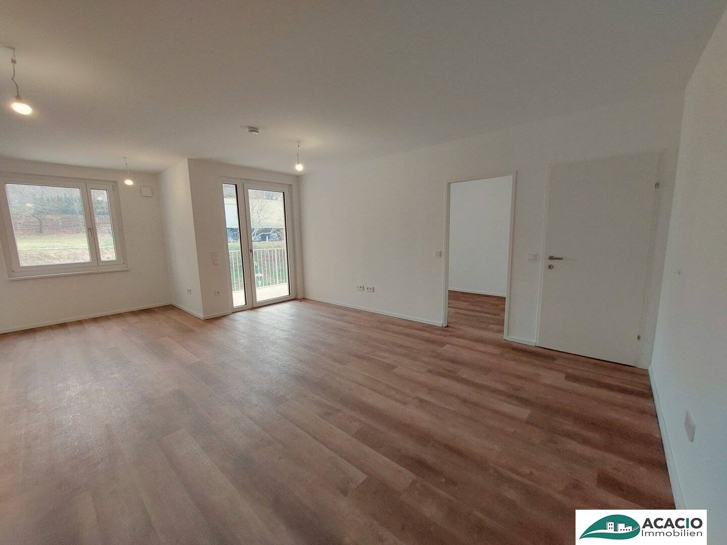 Newly built apartment with south facing loggia