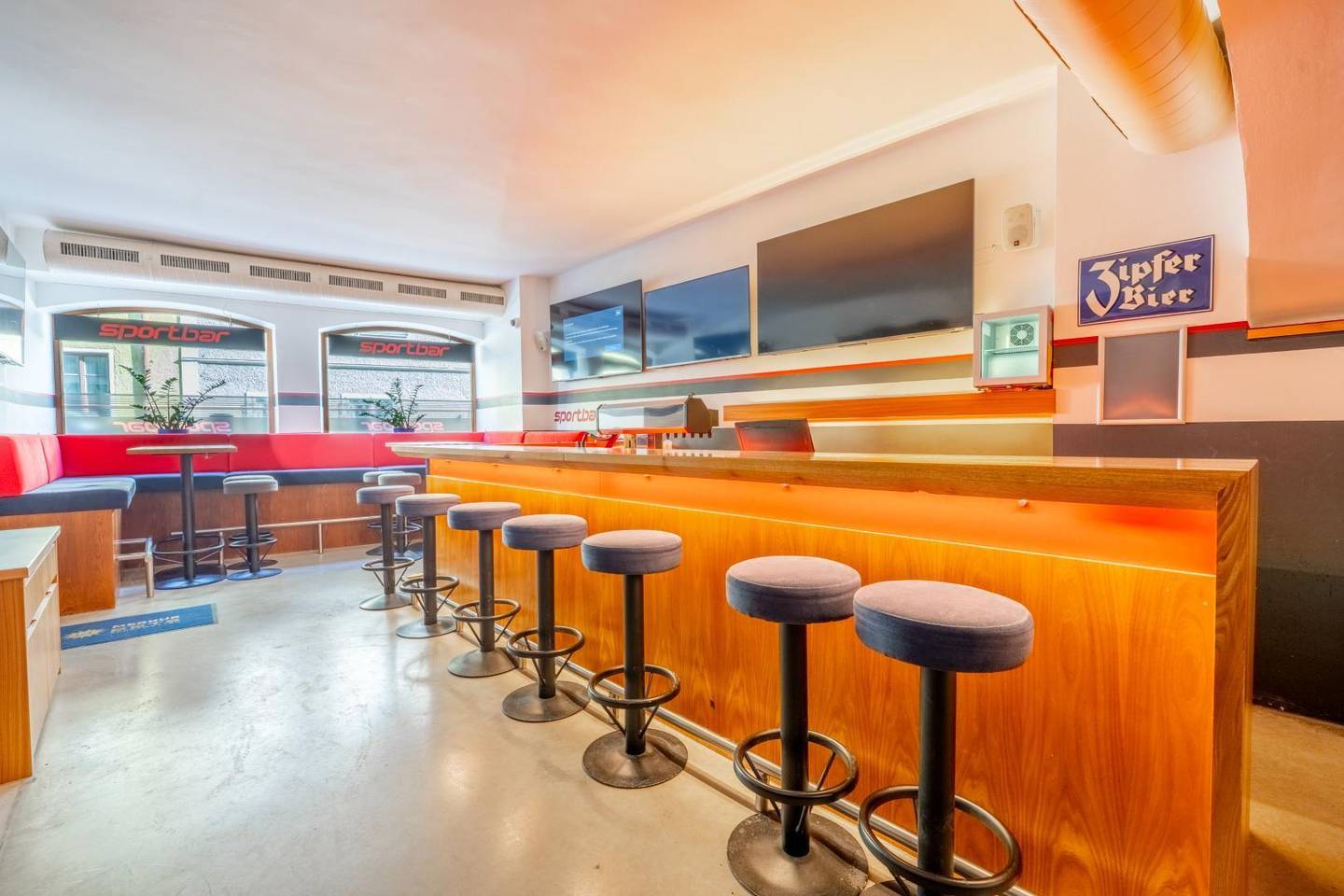 Sports Bar Hallein Center 125m²