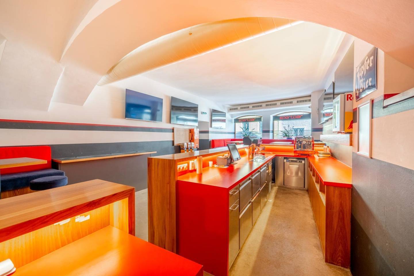 Sports Bar Hallein Center 125m²