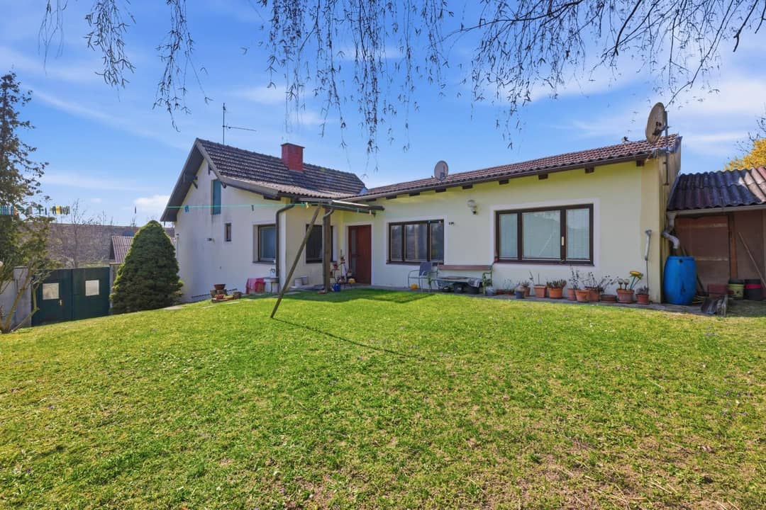 Einfamilienhaus mit Weitblick in Großweikersdorf