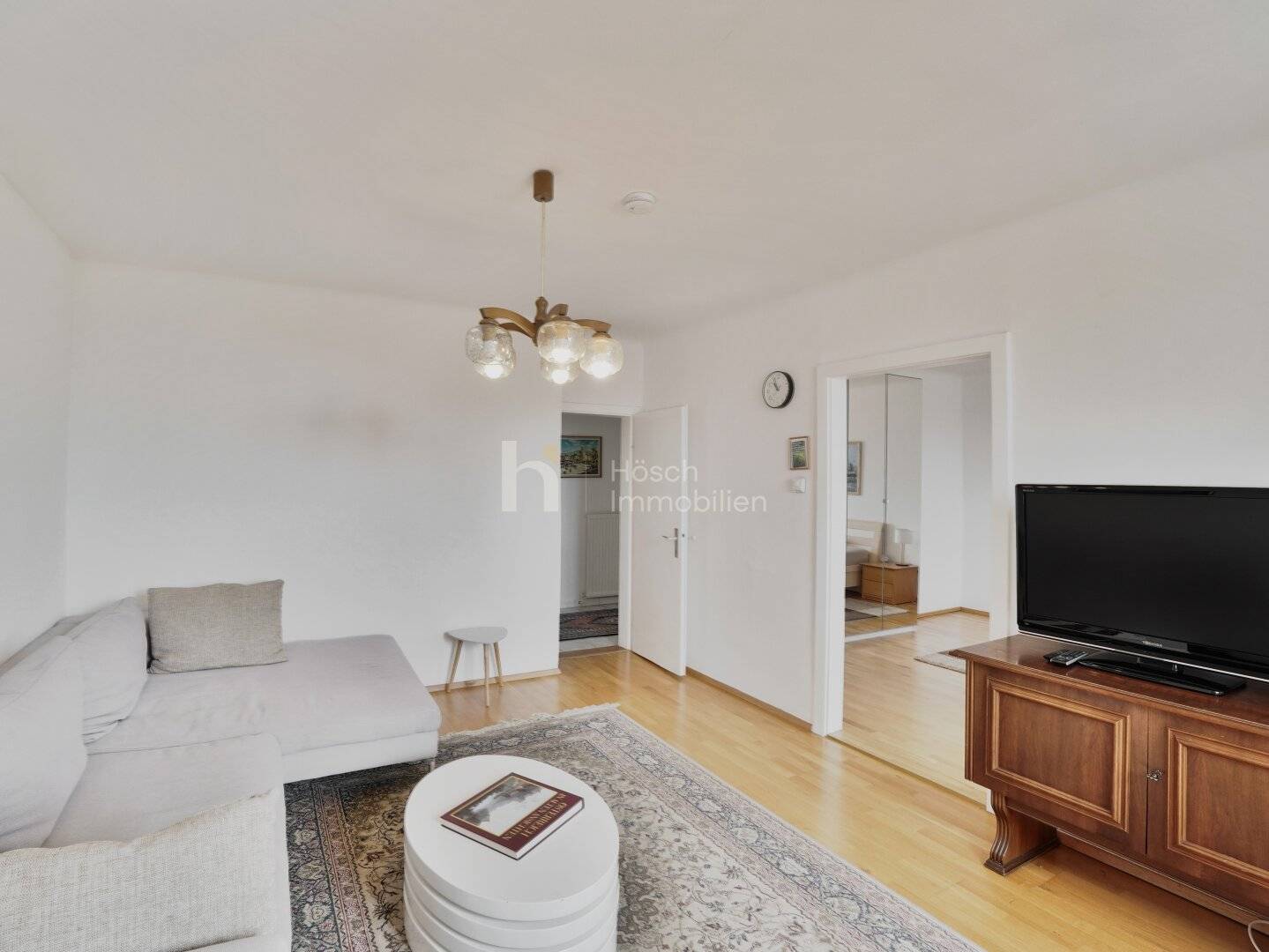 Helle Dachgeschosswohnung im gepflegten Altbau