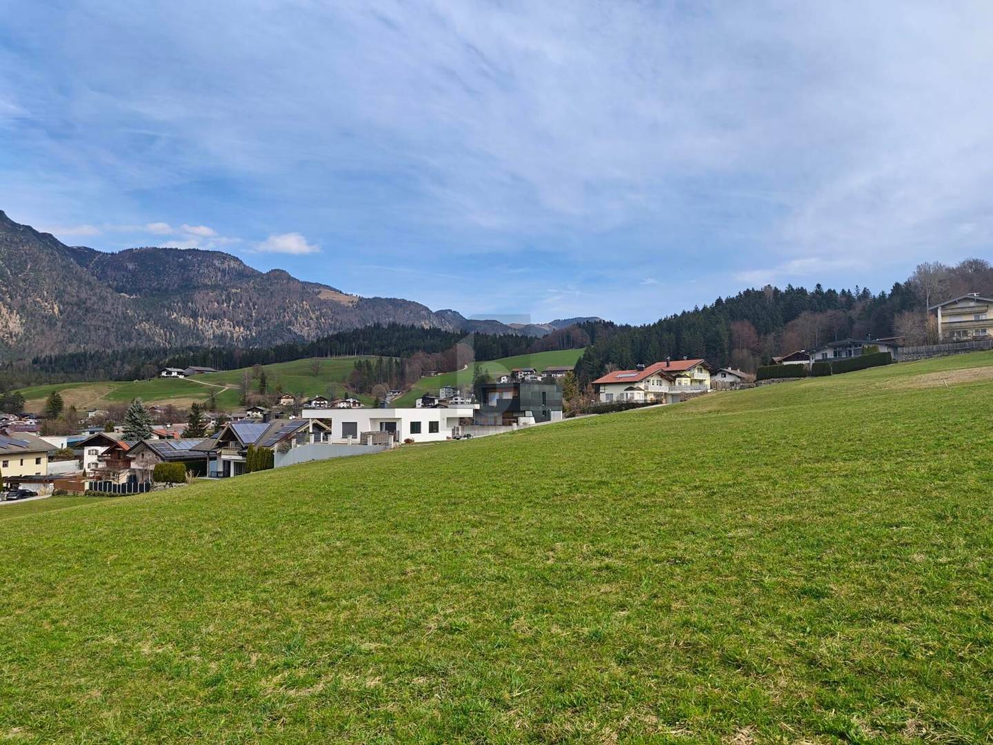 Sonniges ruhiges Grundstück mit Weitblick Wohnung