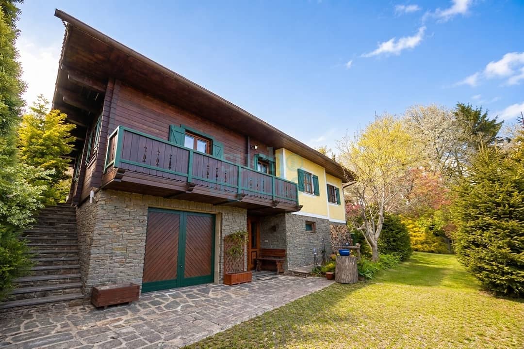 Family Home Ligist 235m² Garden