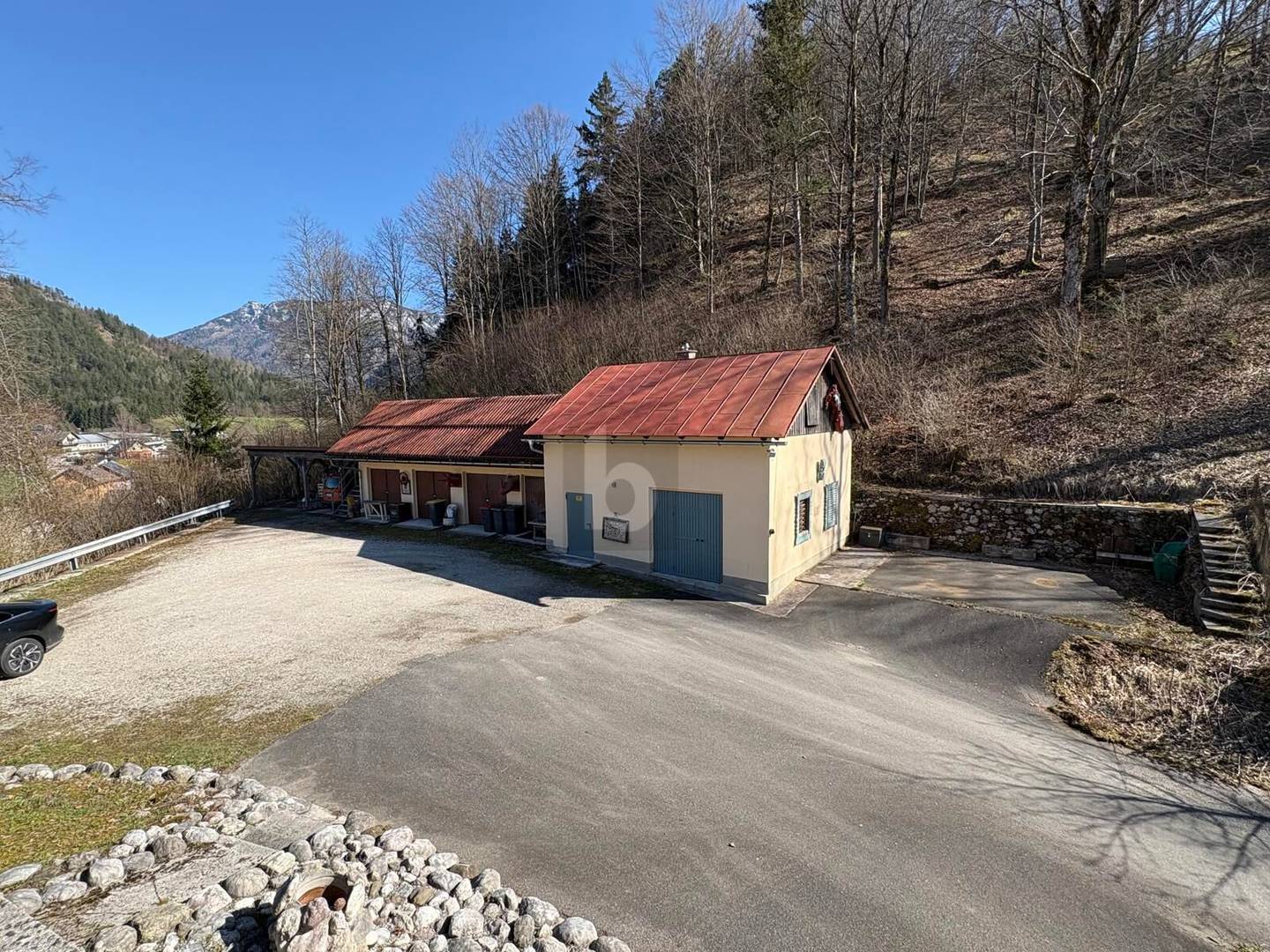 Alleinlage mit Panorama und Wald Wohnung