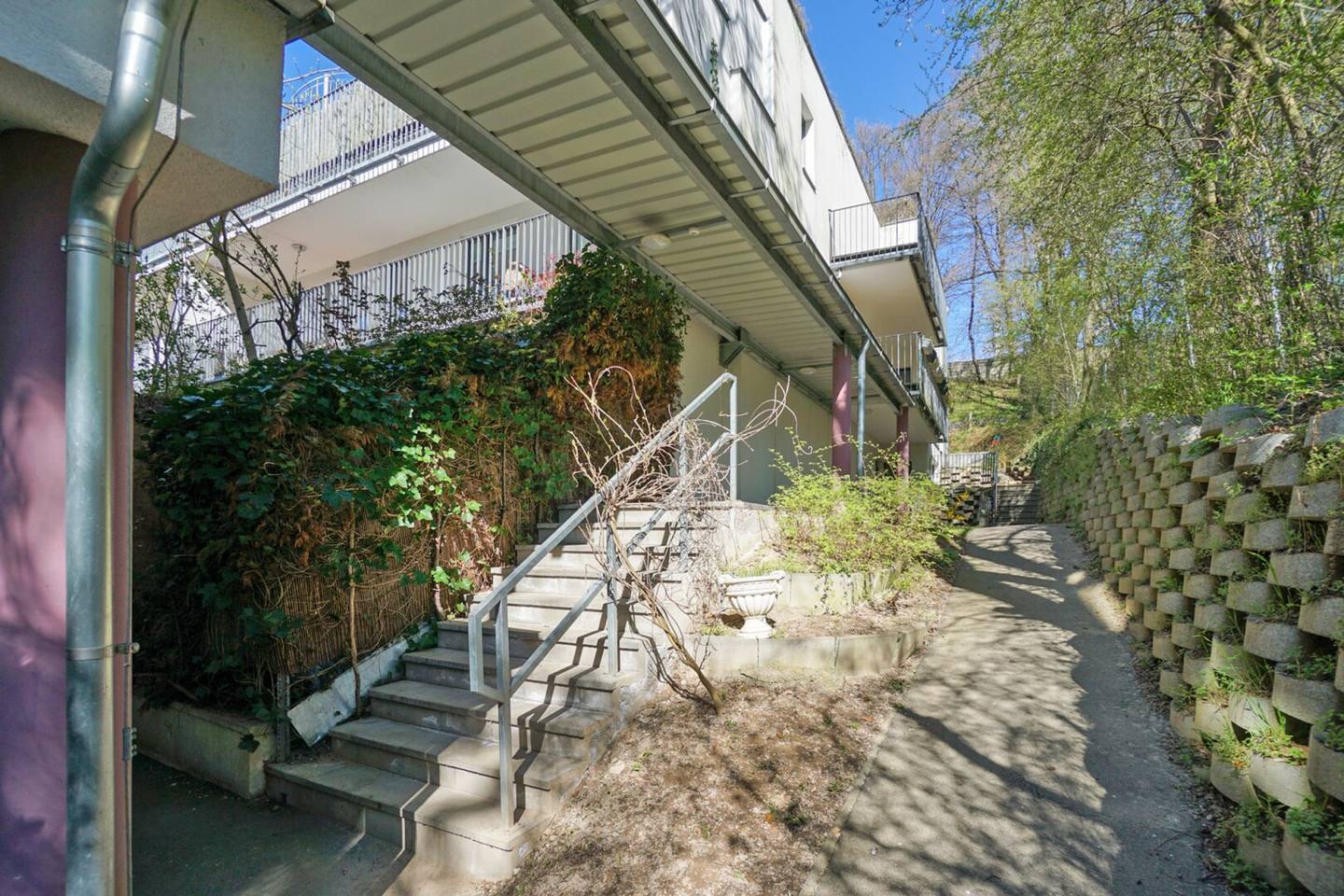 Wohnung mit Garten Südterrasse Tiefgarage