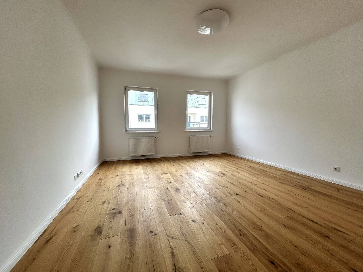 Charming 2-Room Altbau Apartment 1050 Vienna