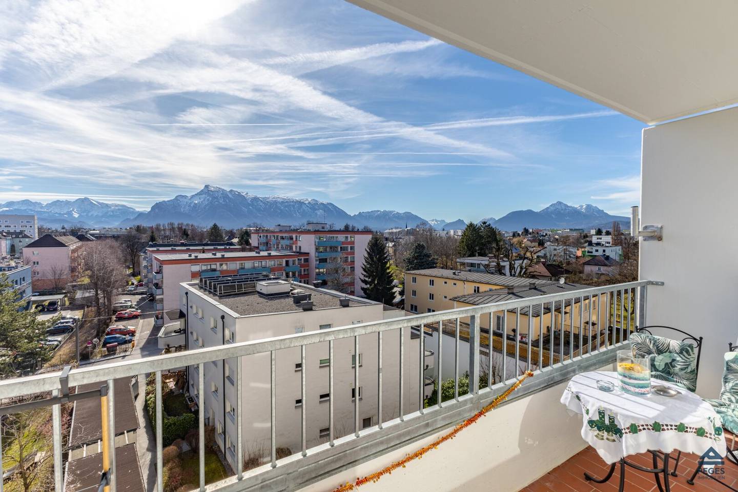 Apartment near LKH hospital with loggia