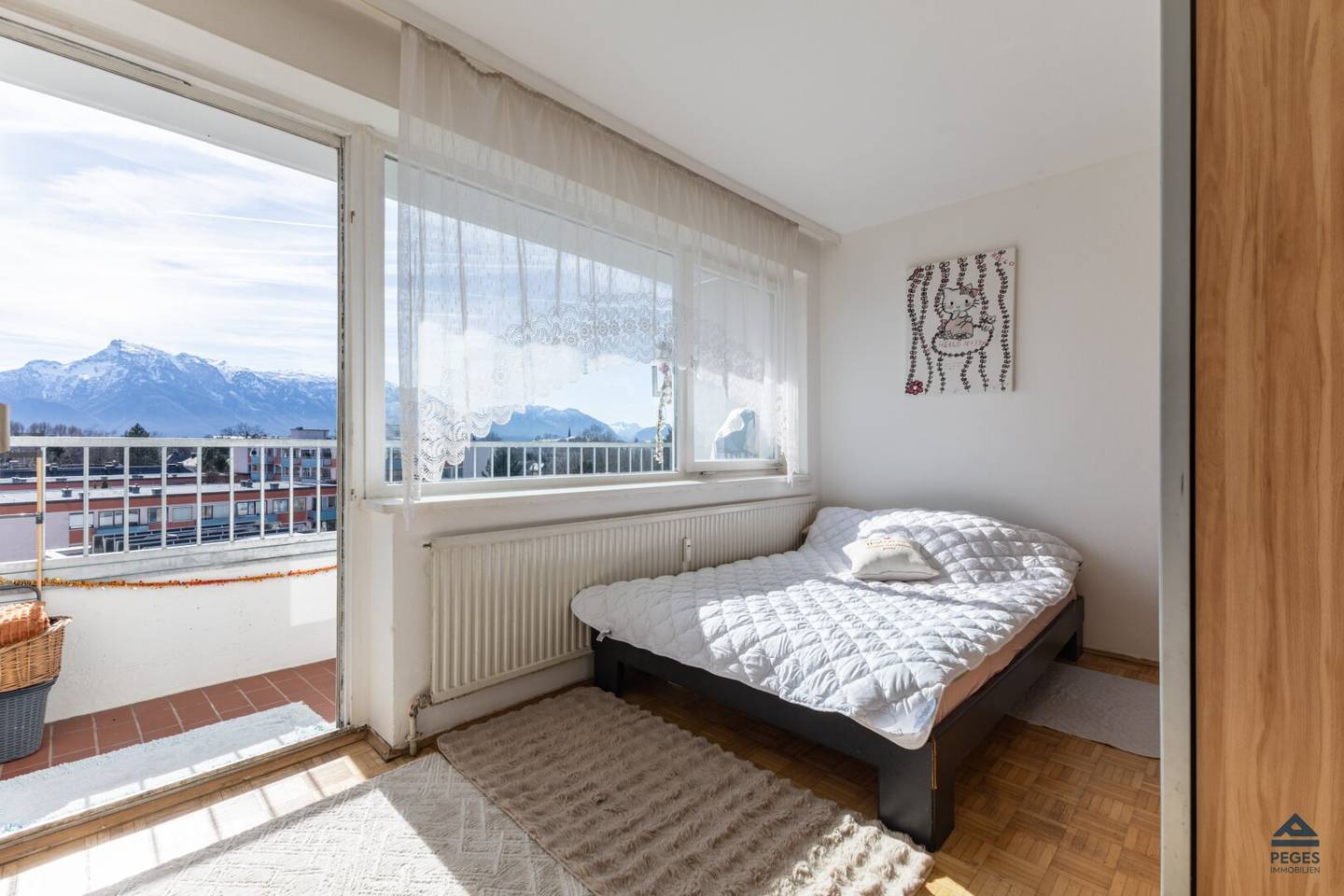 Apartment near LKH hospital with loggia