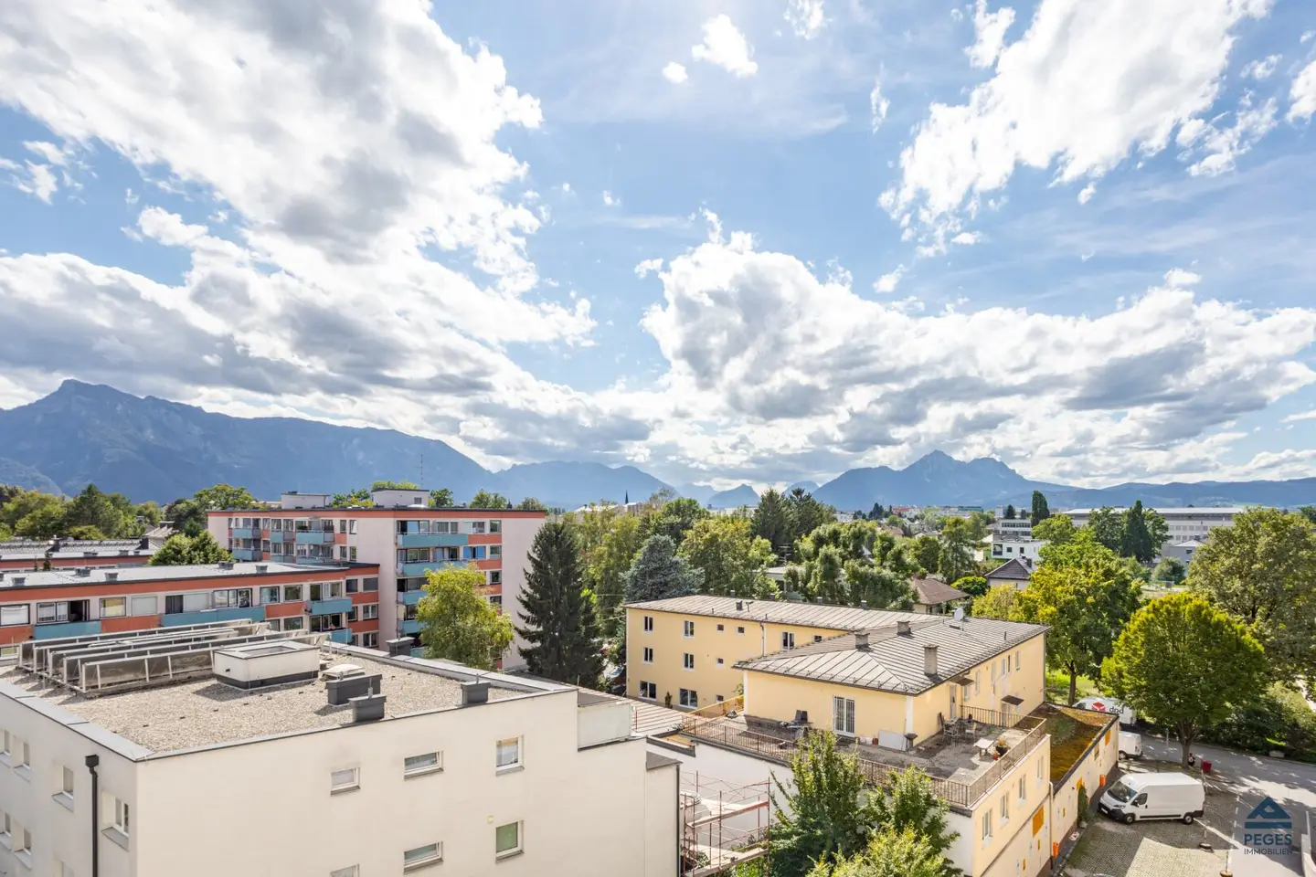 Wohnung in zentraler Lage nahe LKH mit Loggia