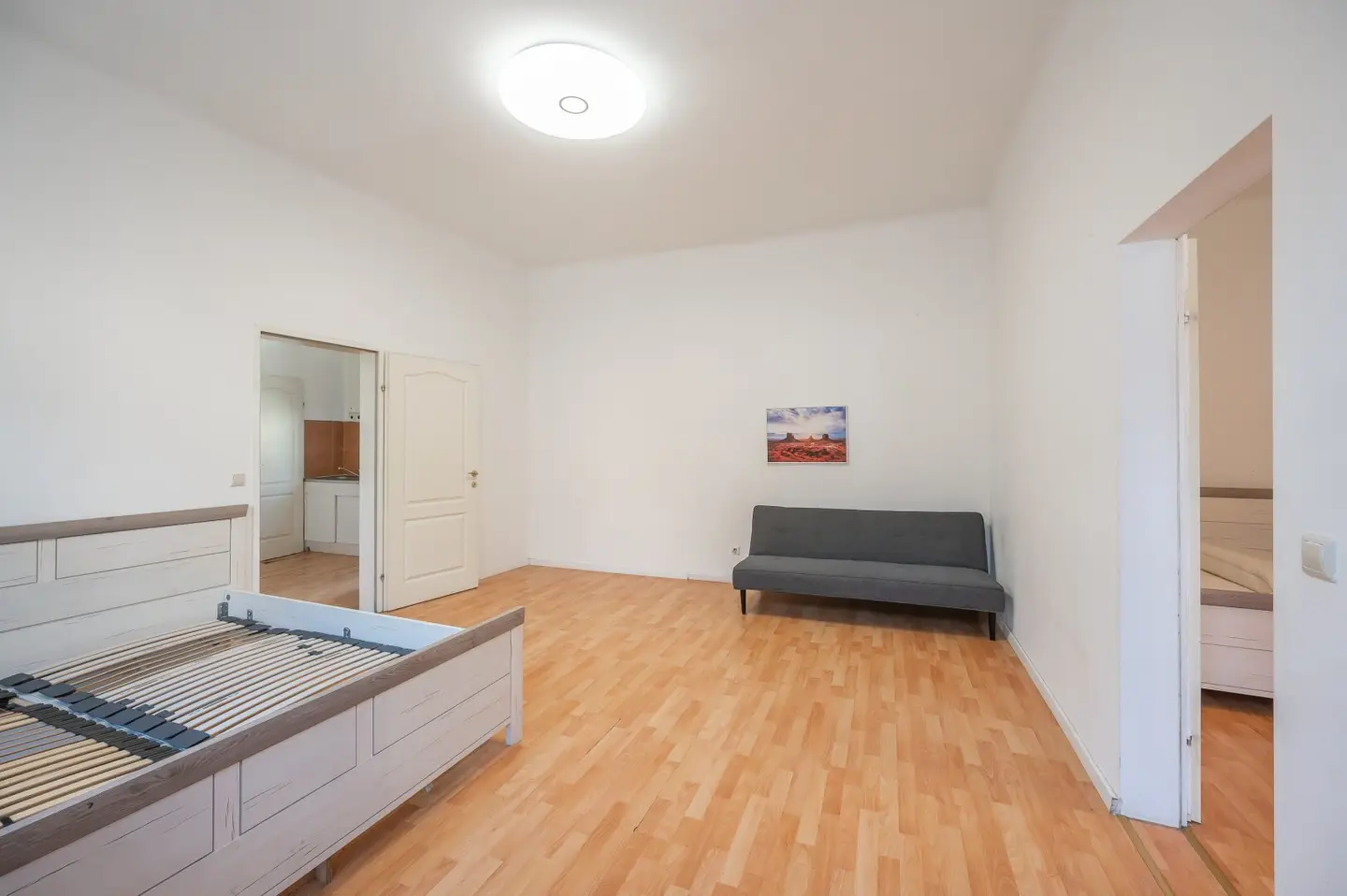 ++NEU++ Renovierungsbedürftige 2-Zimmer-Altbauwohnung mit 45 m², Parkett und U-Bahn-Nähe in Brigittenau