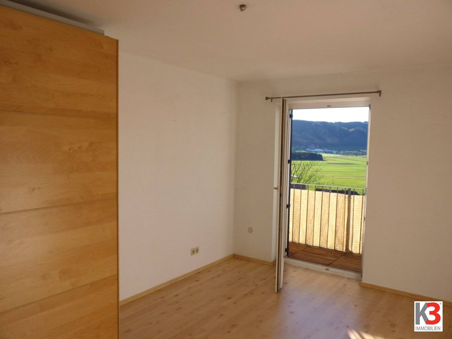 Apartment with fireplace and balcony in Flachgau