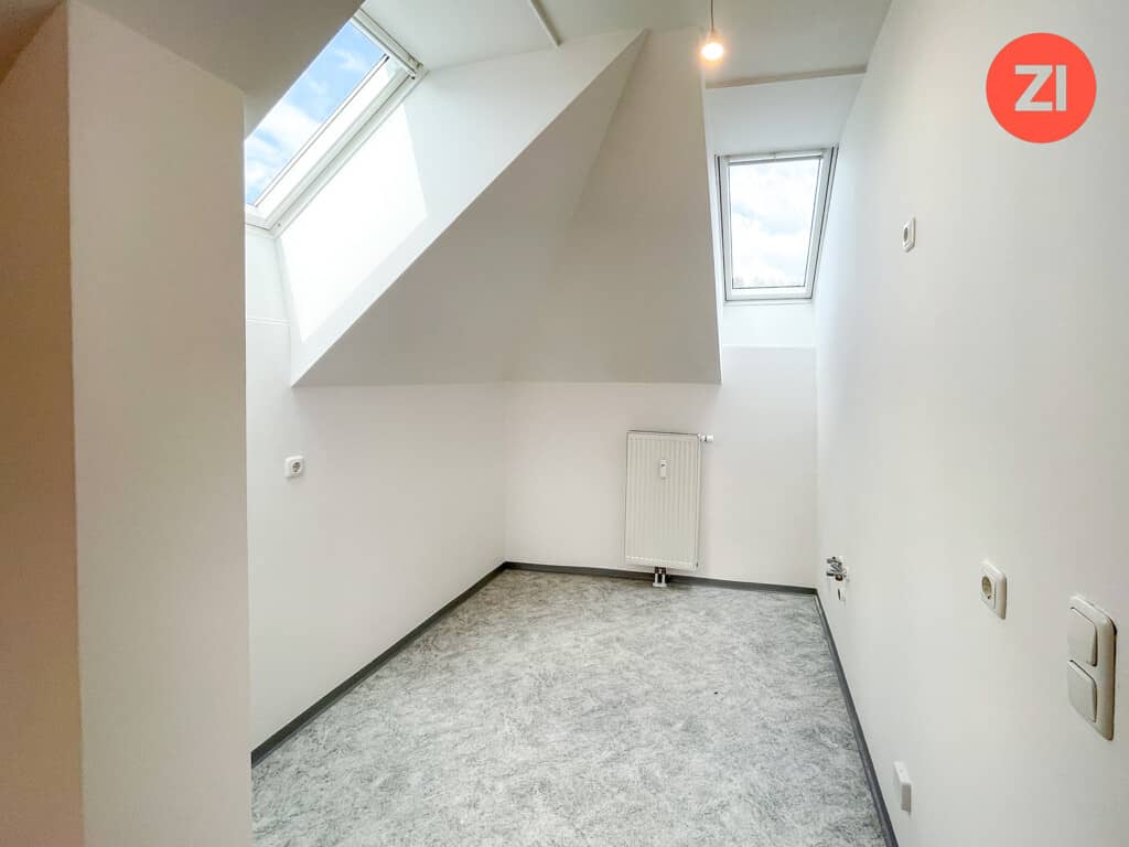 Attic apartment loggia and underground parking
