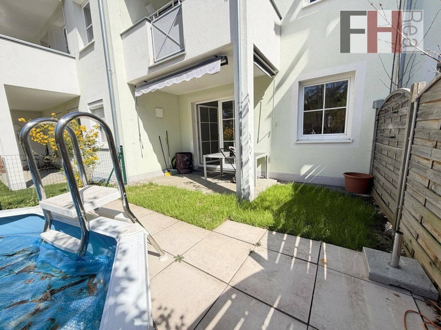 Wohnung mit Garten und Pool ruhiger Lage