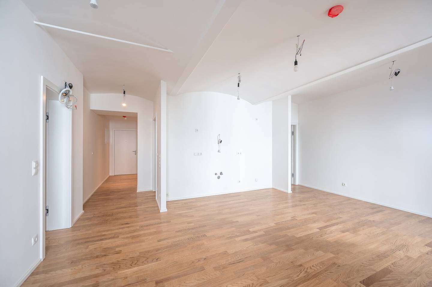 New unique two room old building apartment with loggia first occupancy top location