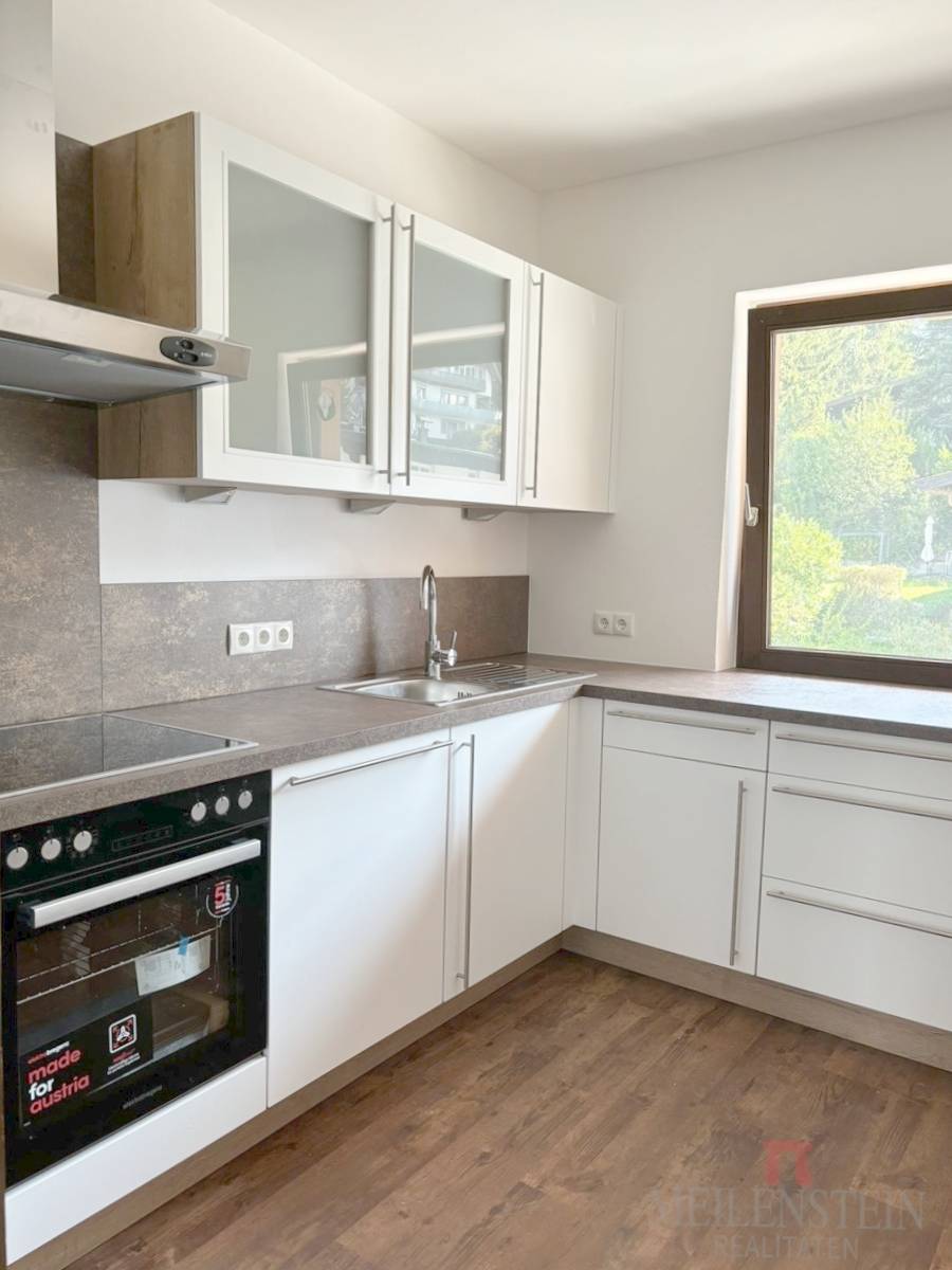 Spacious Attic Apartment Wörgl