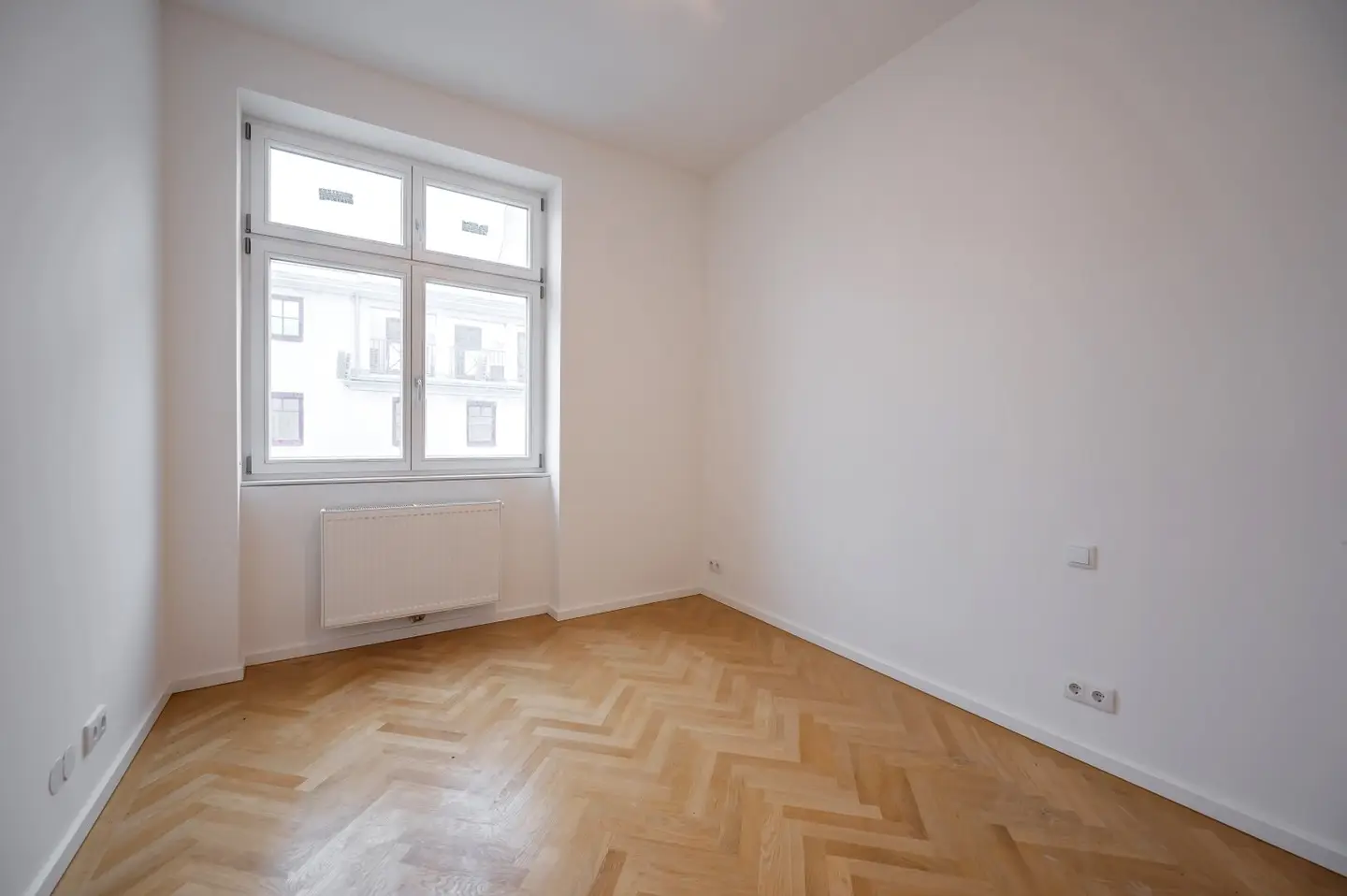4-Zimmer-Altbauwohnung in Tanbruckgasse, ruhige Hofruhelage, 74 m²