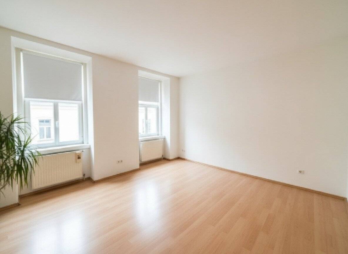 Wohnung Altbau mit Aufzug hell und praktisch