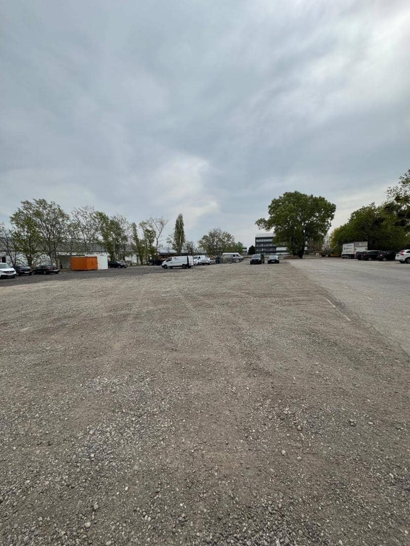 5000 m² Storage Area Simmering