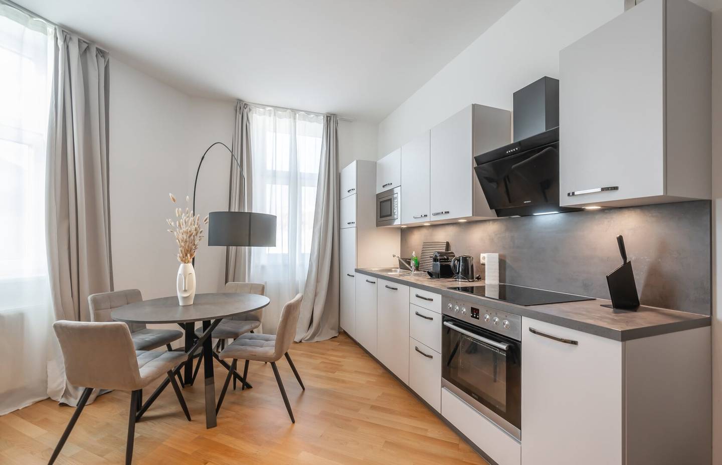 Wohnung Gründerzeithaus Haydnpark möbliert