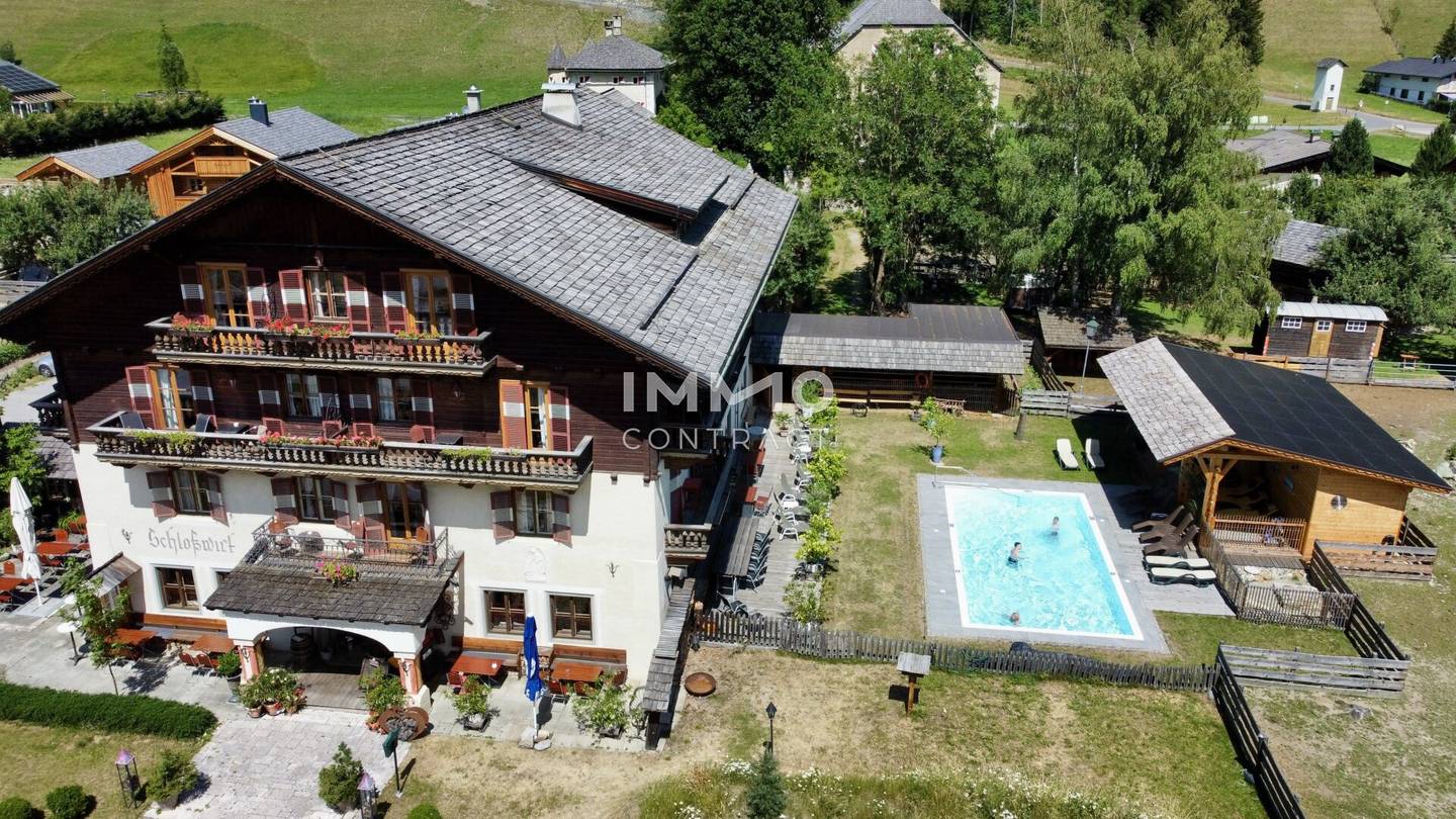 Hotel & Chalets Schlosswirt, Döllach
