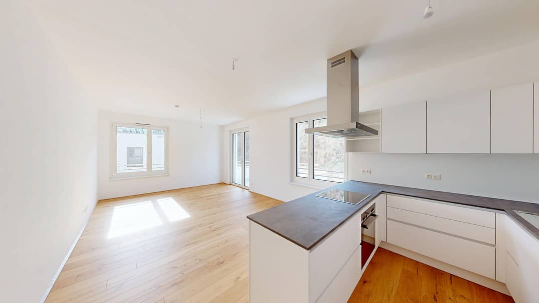 3-Zimmer-Dachgeschosswohnung, 77m², Balkon
