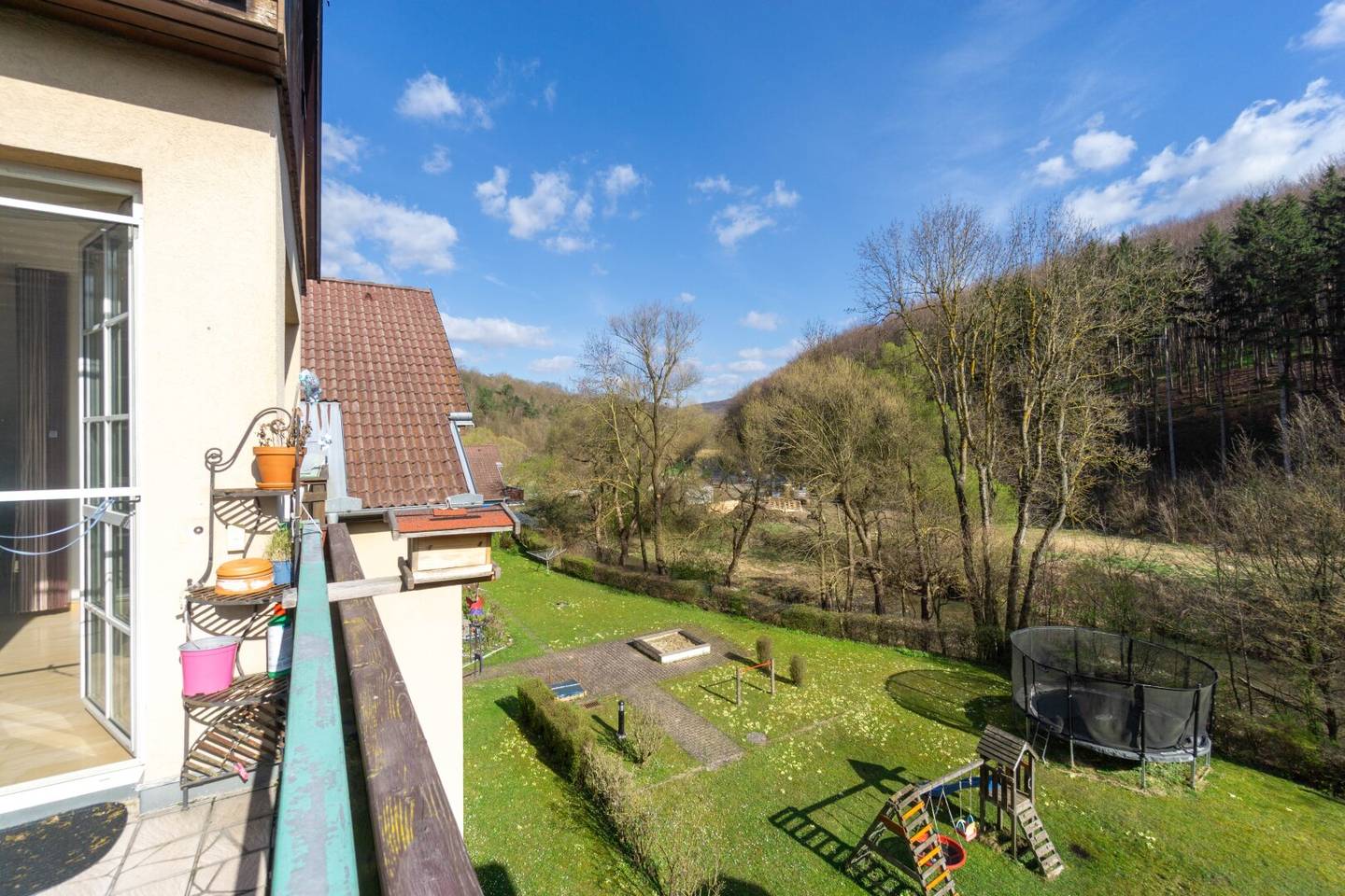 Dachgeschosswohnung sonnige Balkone Wienerwaldsee