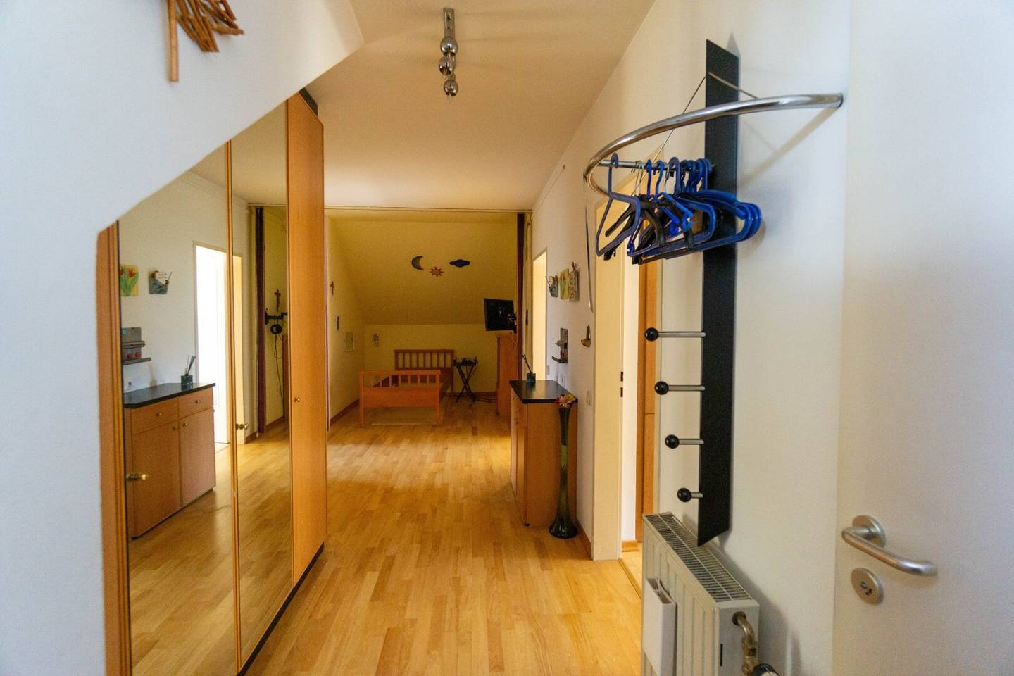 Dachgeschosswohnung sonnige Balkone Wienerwaldsee