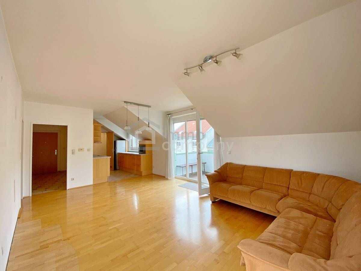 4-room attic apartment Krems