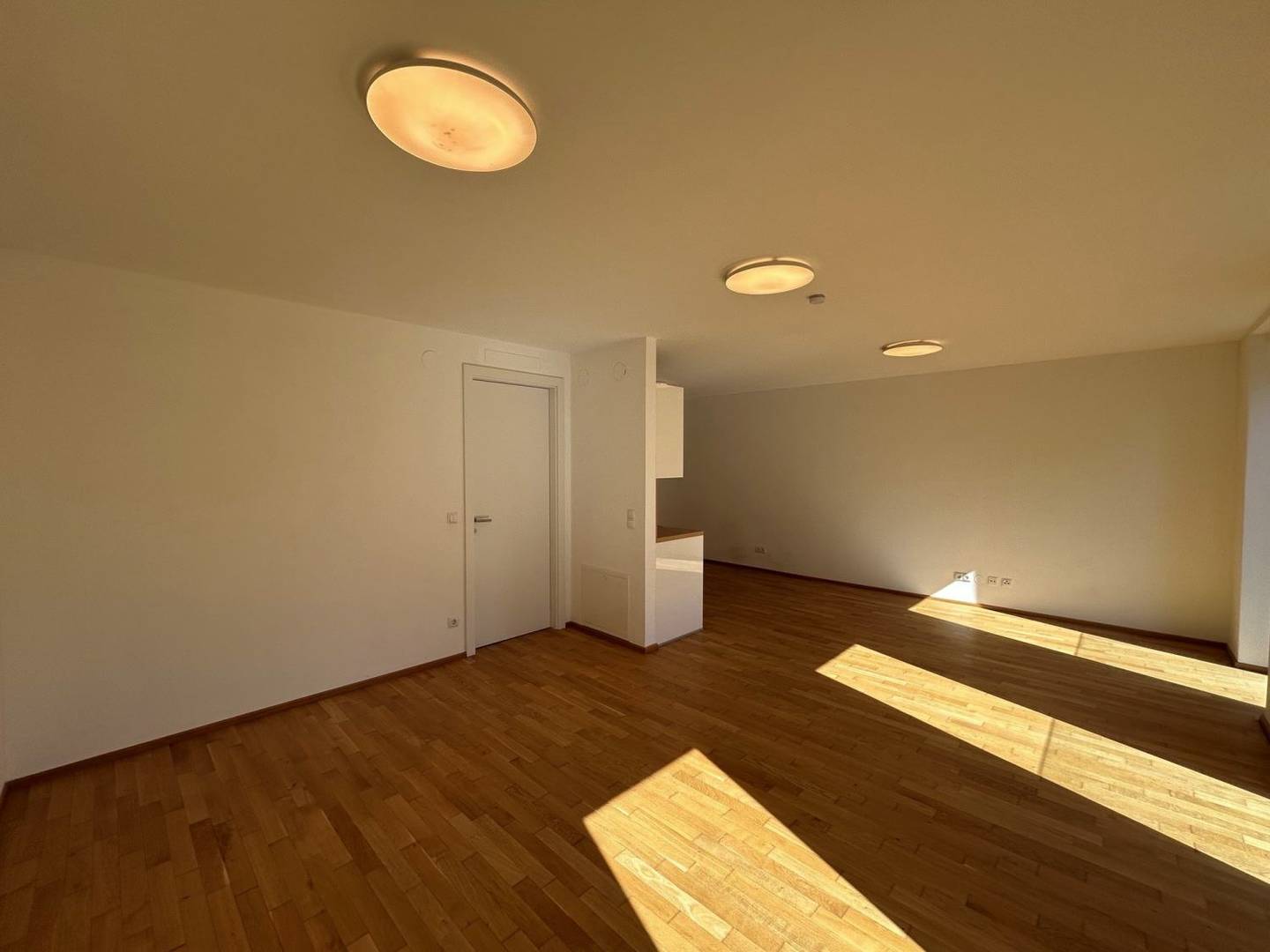 Old building apartment with good transport links