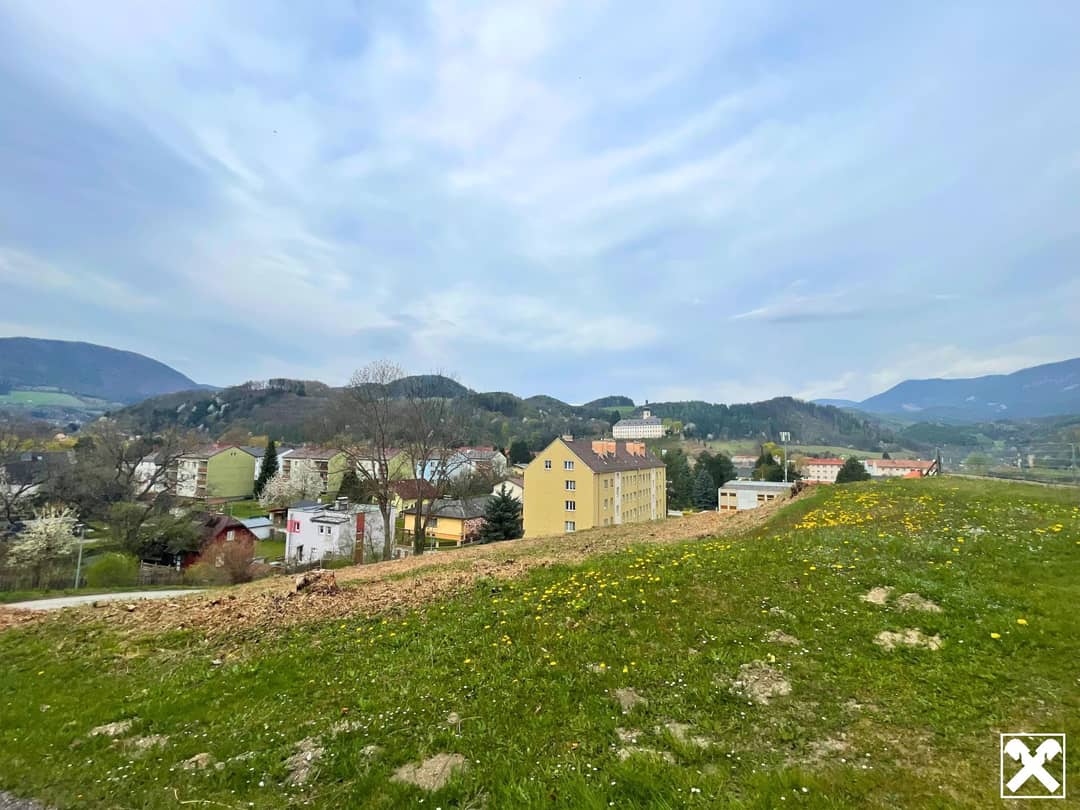 Building Plot with Panoramic View in Gloggnitz