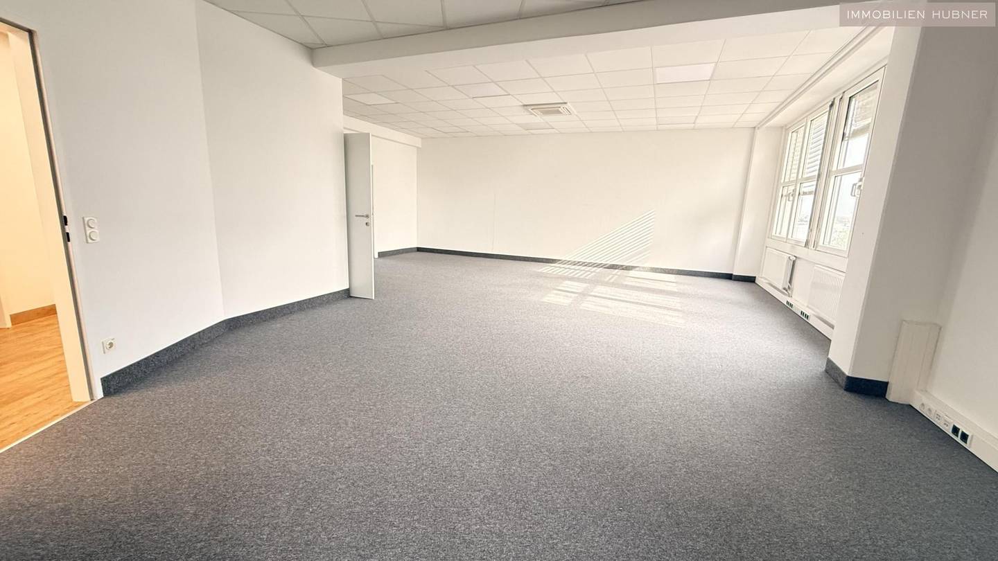 Commission-free office 223m² Schwechat