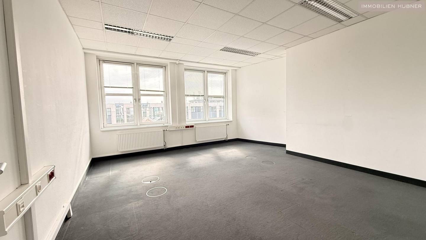 Concorde Business Park Office 353m²