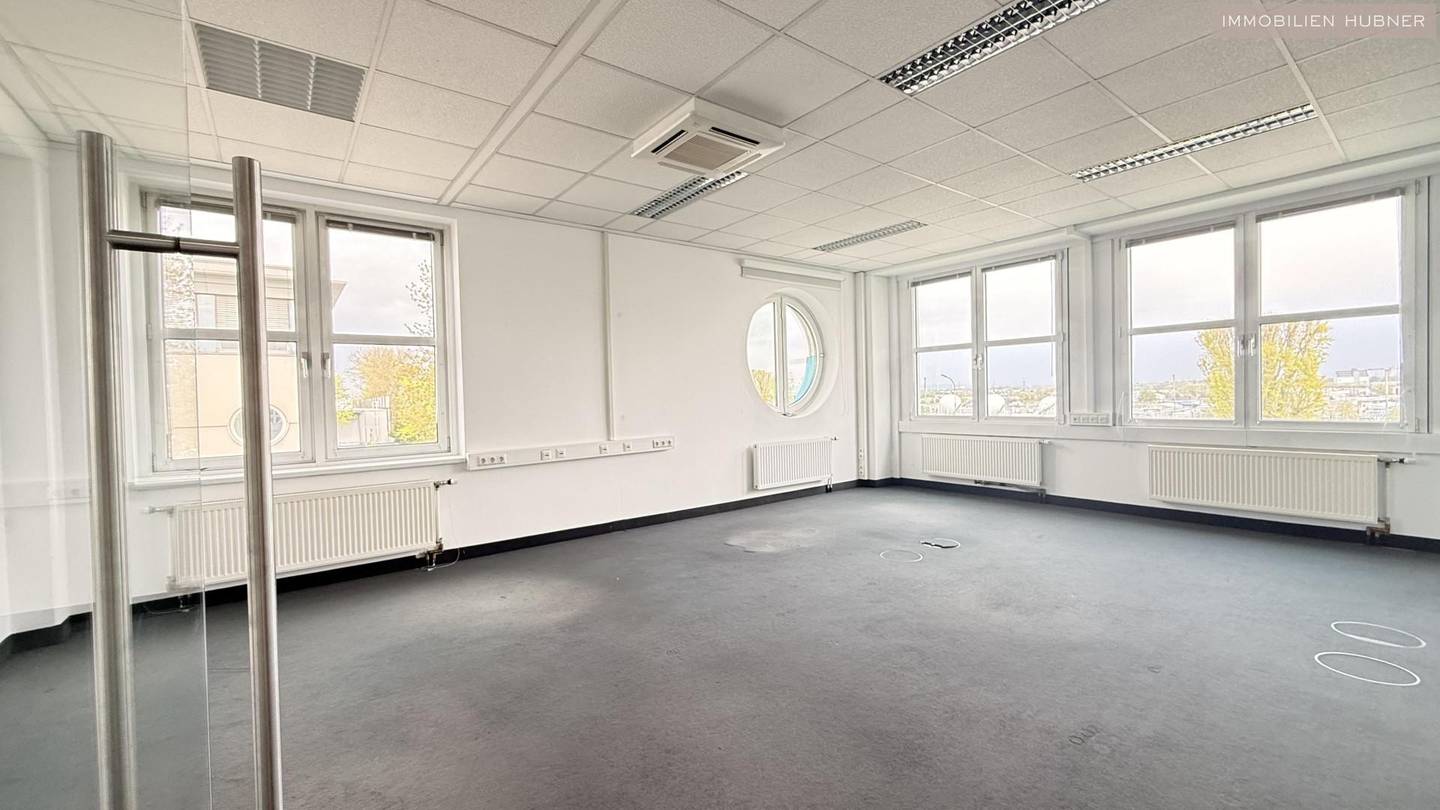 Concorde Business Park Office 353m²