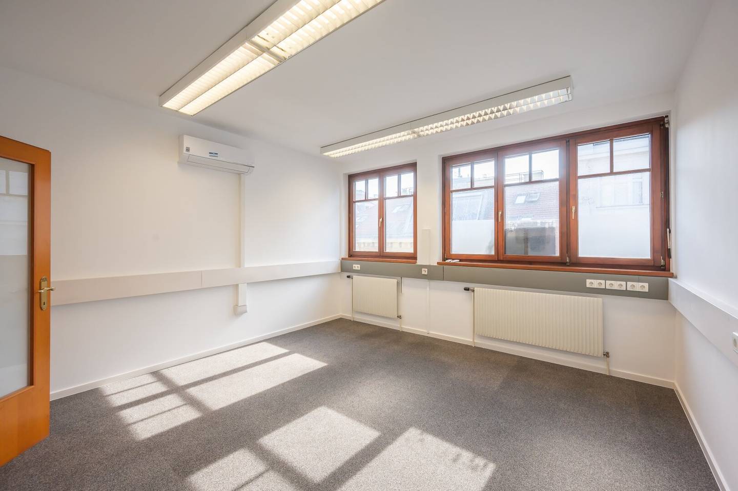 129m² Office Servitenviertel