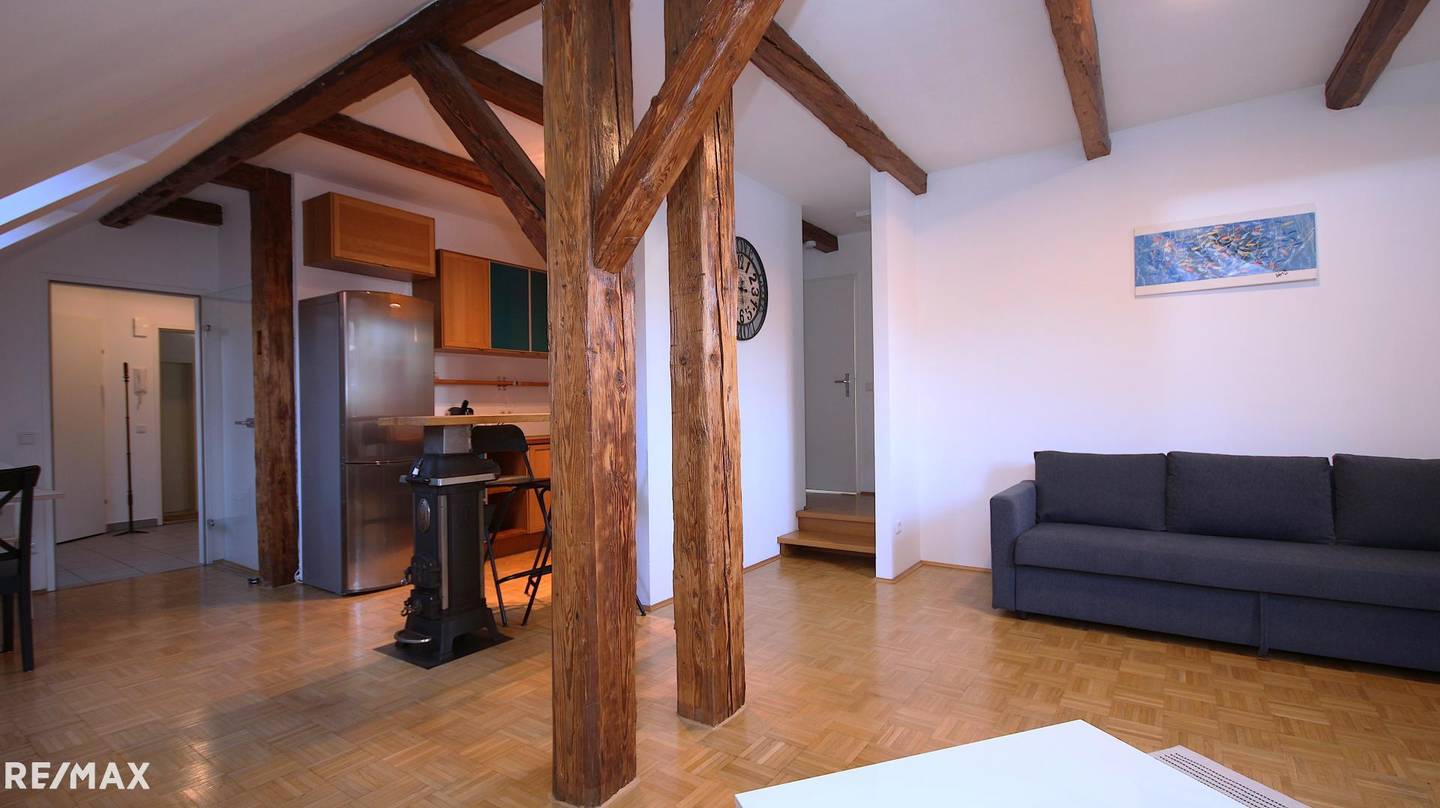 Wohnung am Hauptplatz renoviert hell