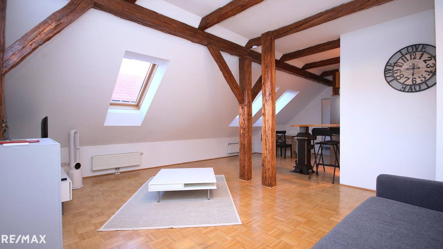 Wohnung am Hauptplatz renoviert hell