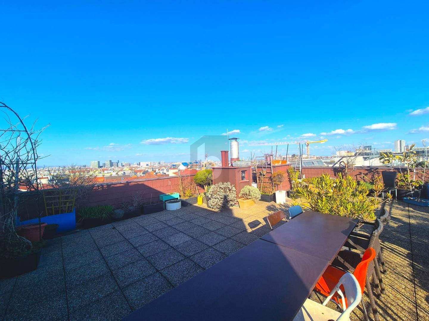 Helle Wohnung mit gemeinsamer Dachterrasse und Sauna