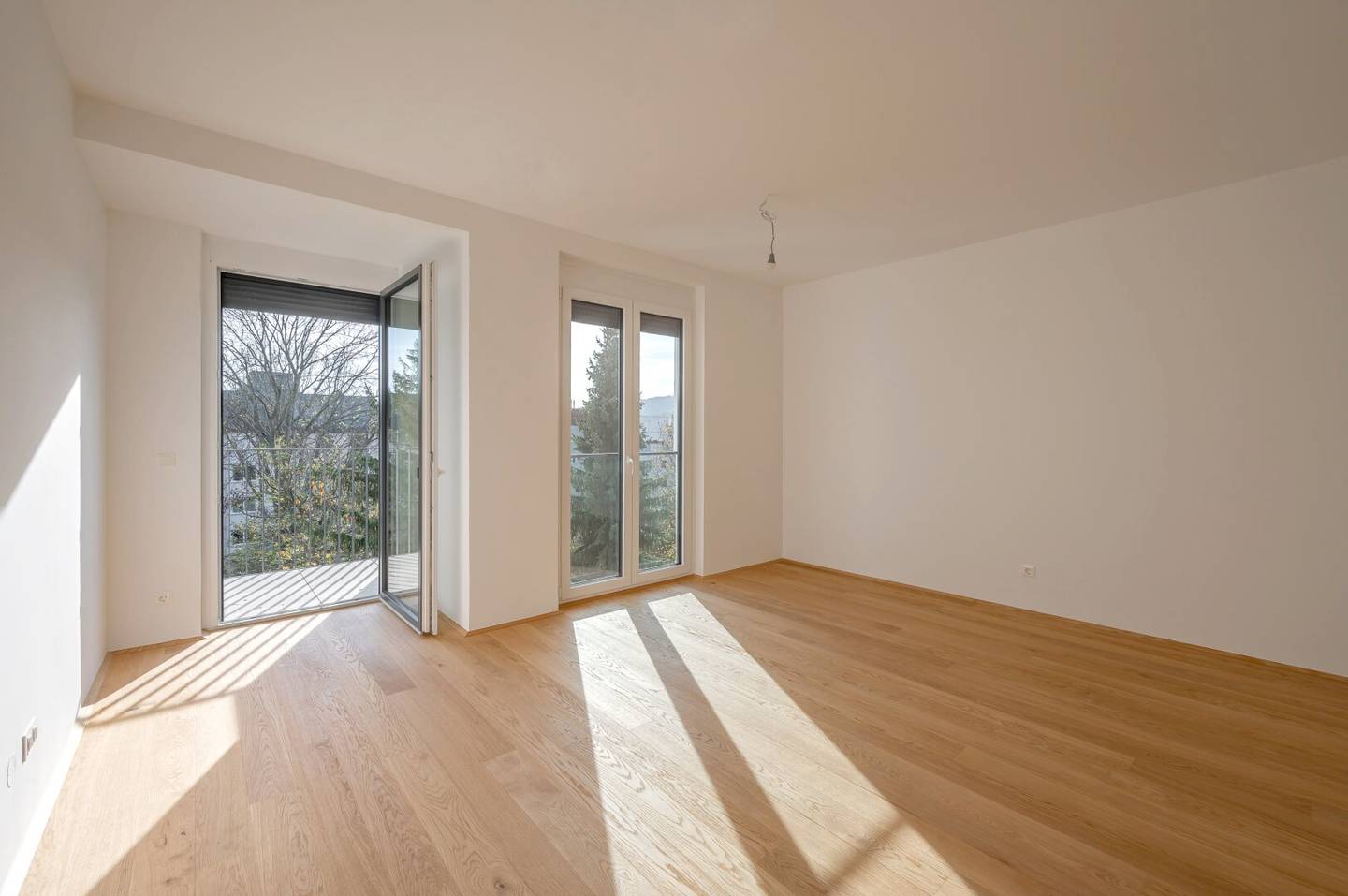 ++Bujatti++ Living in first occupancy Modern one room apartment with balcony