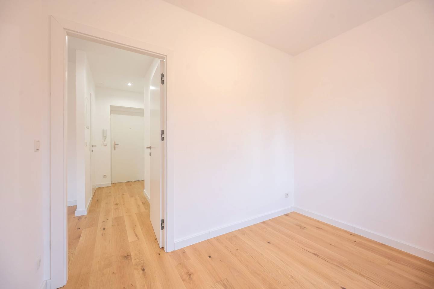 ++NEW++ Stylish 1.5-Room New Apartment in a Peaceful Location