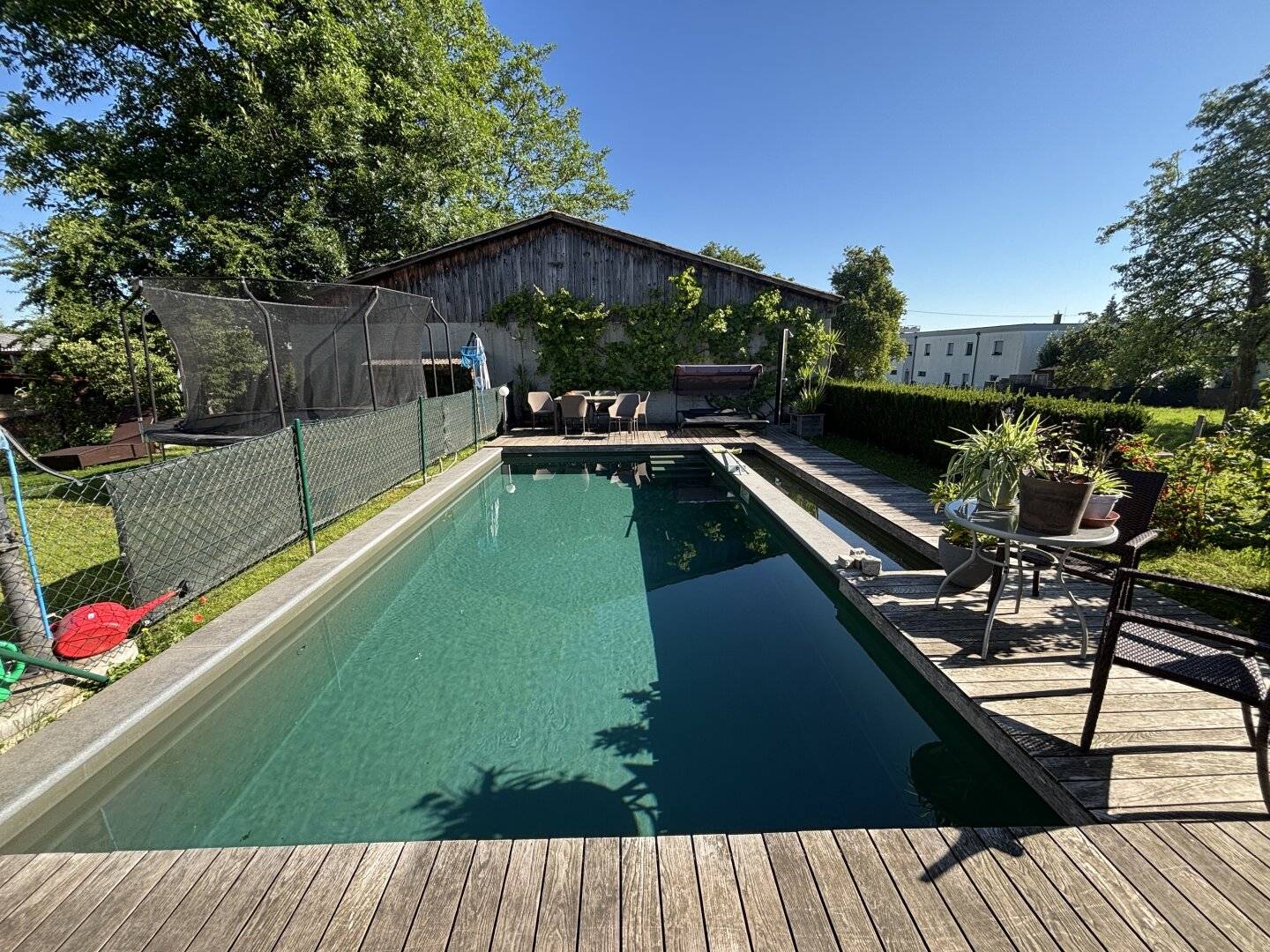 Multi-family house in Roitham, 264m²