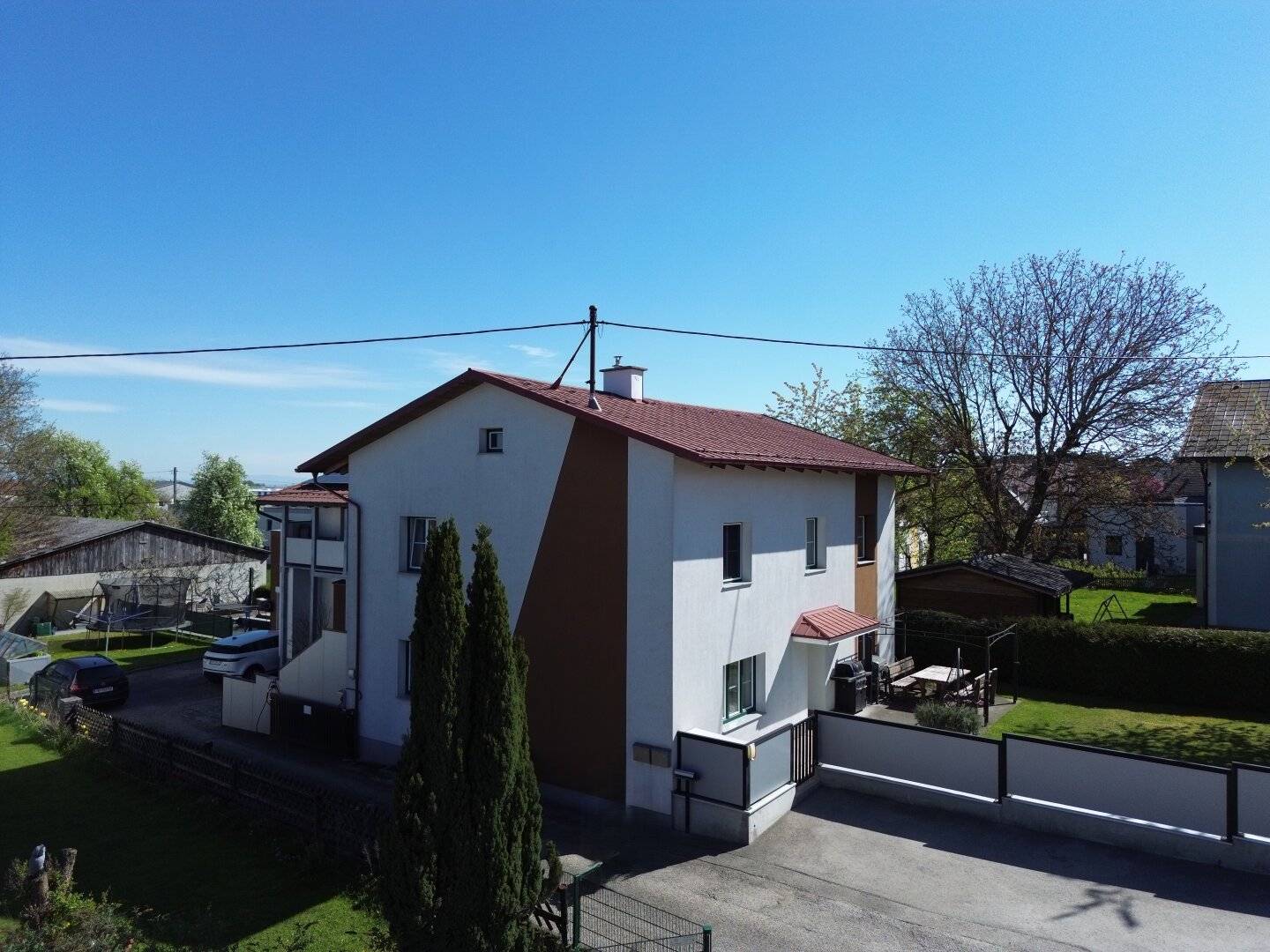 Multi-family house in Roitham, 264m²