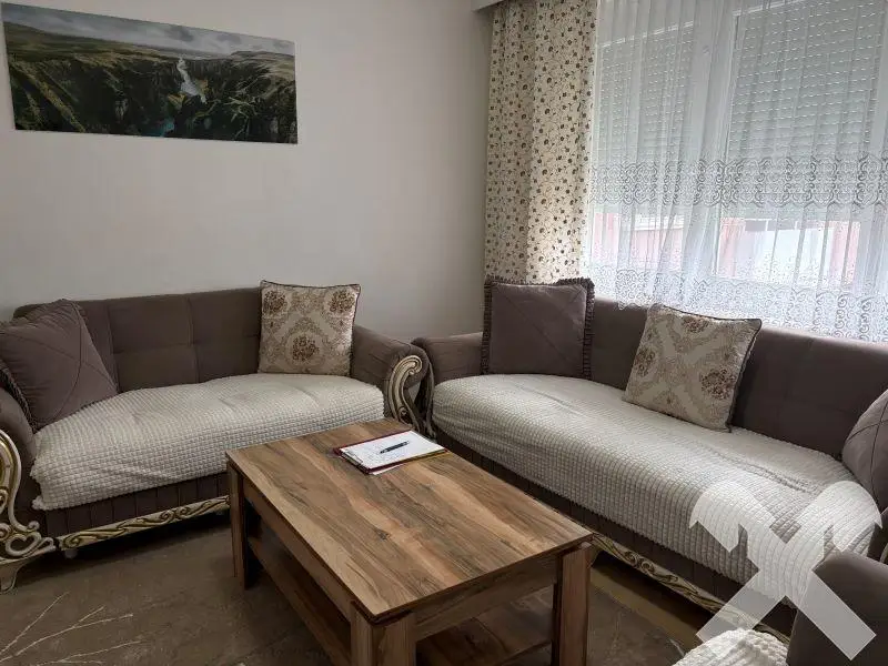 Apartment in central location loggia green view