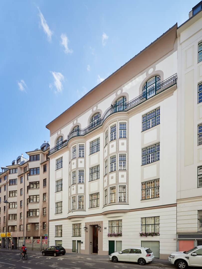 Wohnung mit hellen Räumen gute Verkehrsanbindung