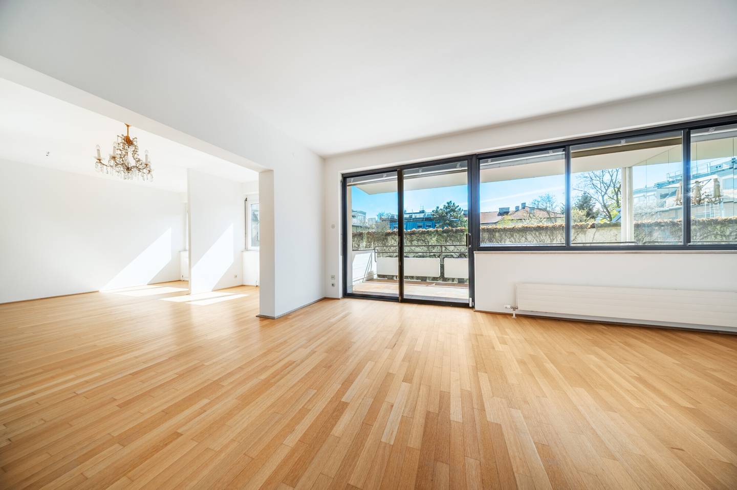 Vierzimmerwohnung mit Balkon im Grünen