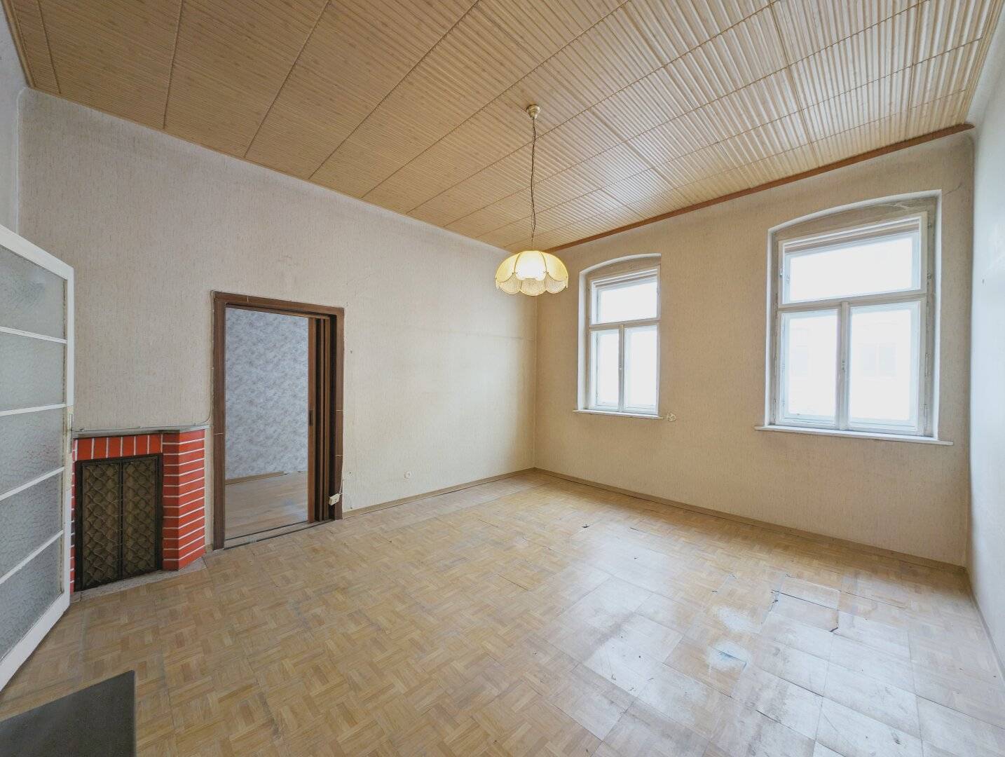++W1++ sanierungsbedürftiges 2-Zimmer Altbaujuwel – voller Potenzial!