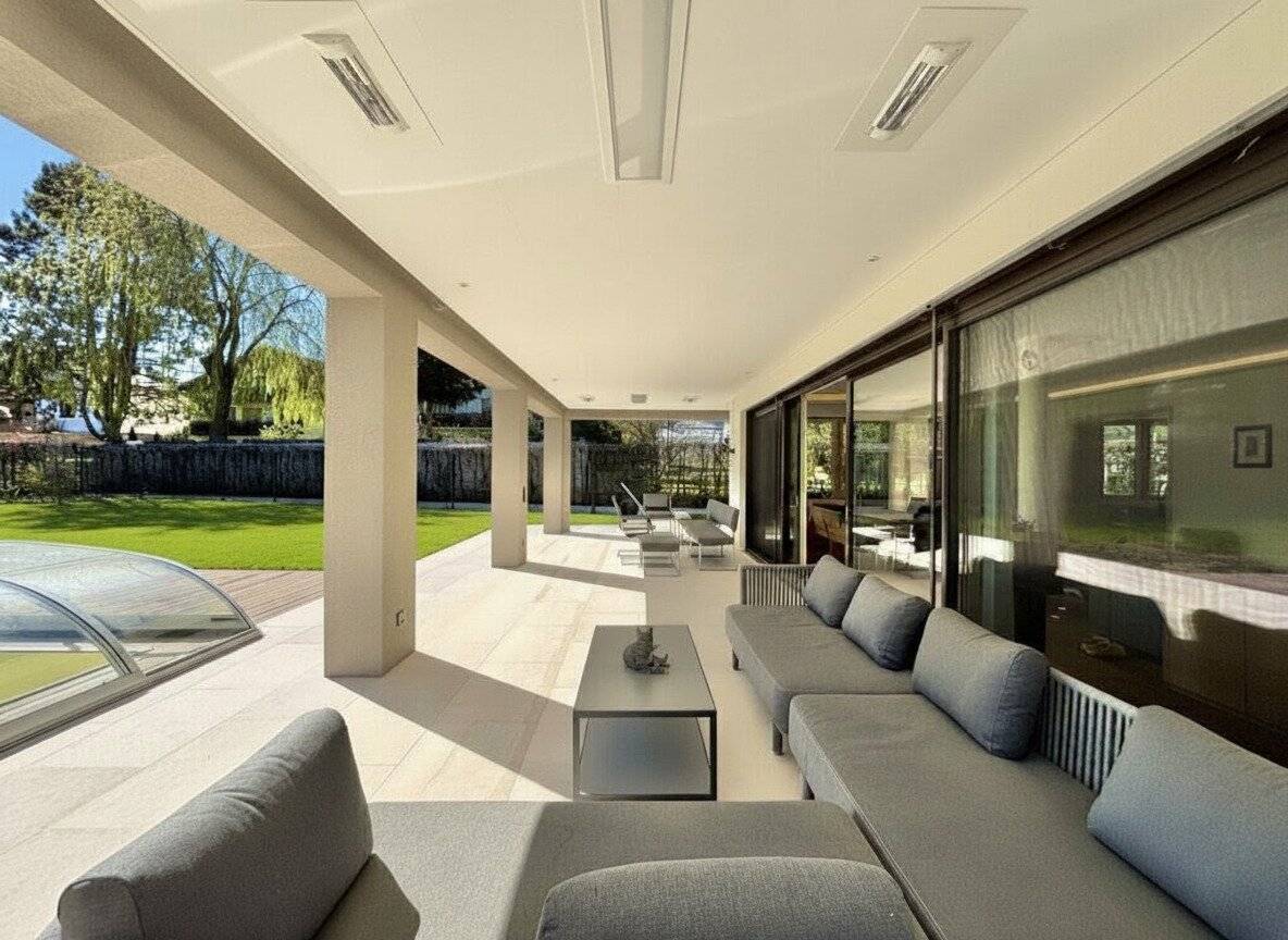 Traumvilla mit Tonstudio in Weißkirchen